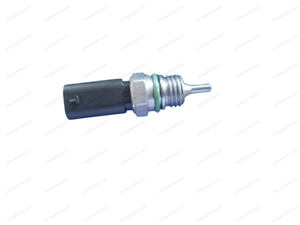 Refrigerant temperature sensor — BYD Denza D9 — OE 13440137-00, EM2E-8108115