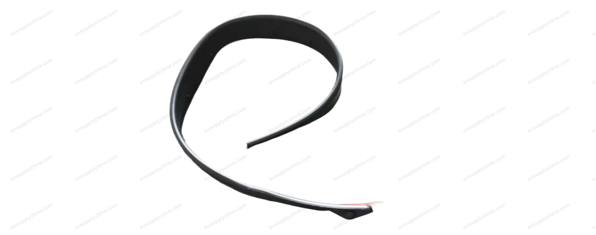 Right front door seam strip — BYD Denza D9 — OE 13495819-00, MRHB-6107212