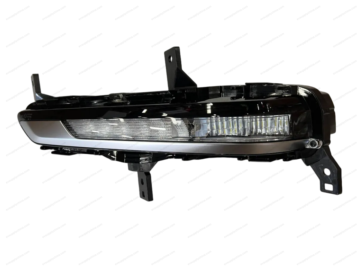 Right front turn signal — BYD Denza D9 — OE 14986267-00, MRE-4142200N