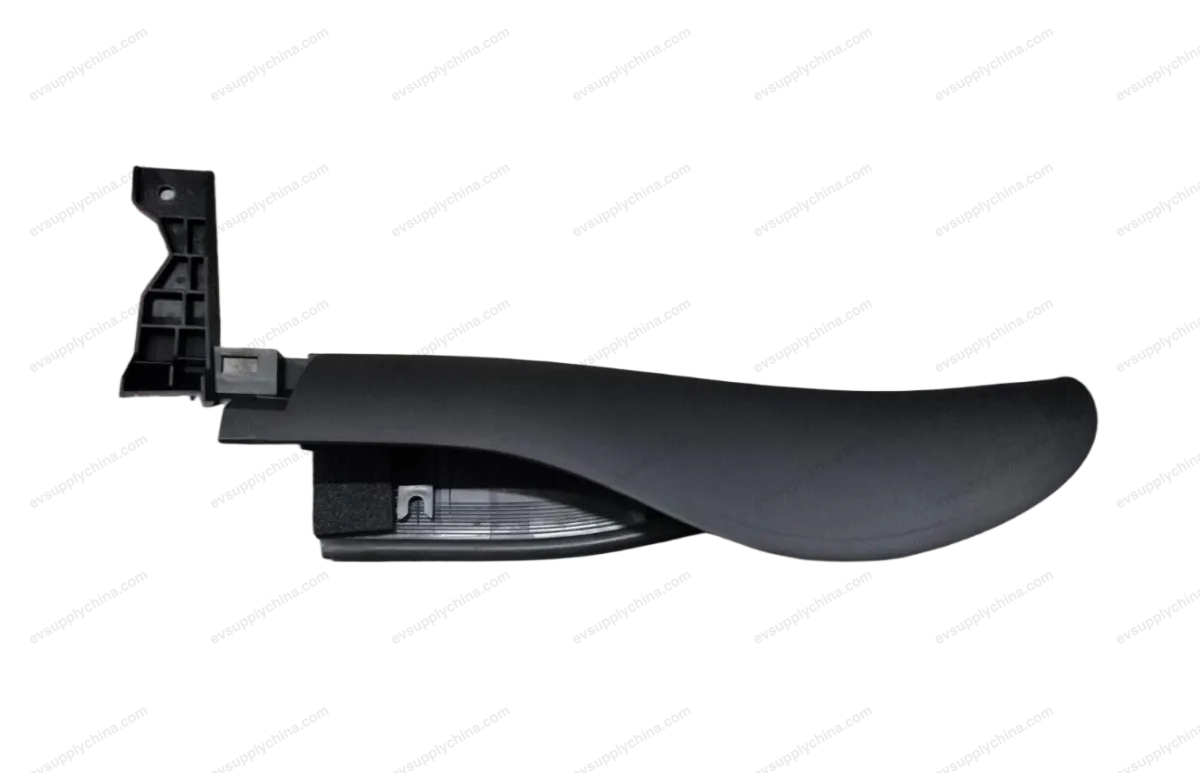 Right Rear Door Corner Guard Assembly - Deep Black 5 — BYD Denza D9 — OE 13656386-00, MRHB-6202520-00A7
