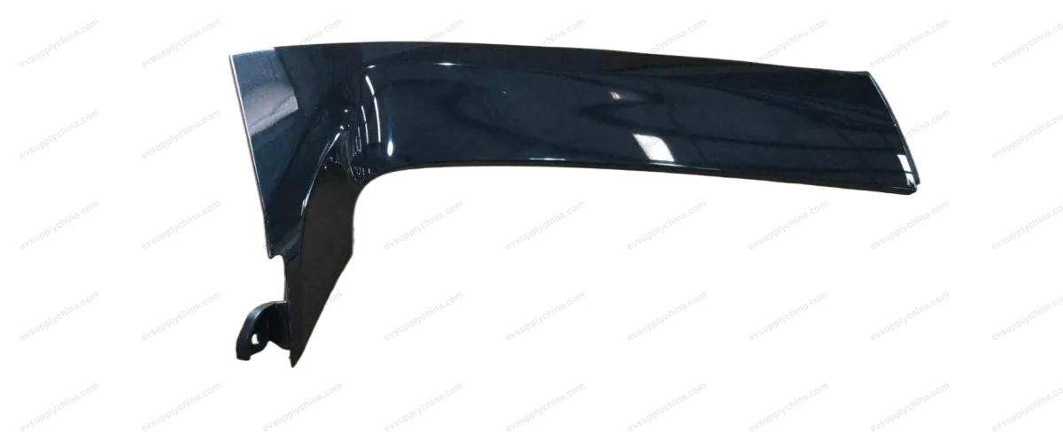 right spoiler trim assembly — BYD Denza D9 — OE 13590120-00, MRHB-5614140