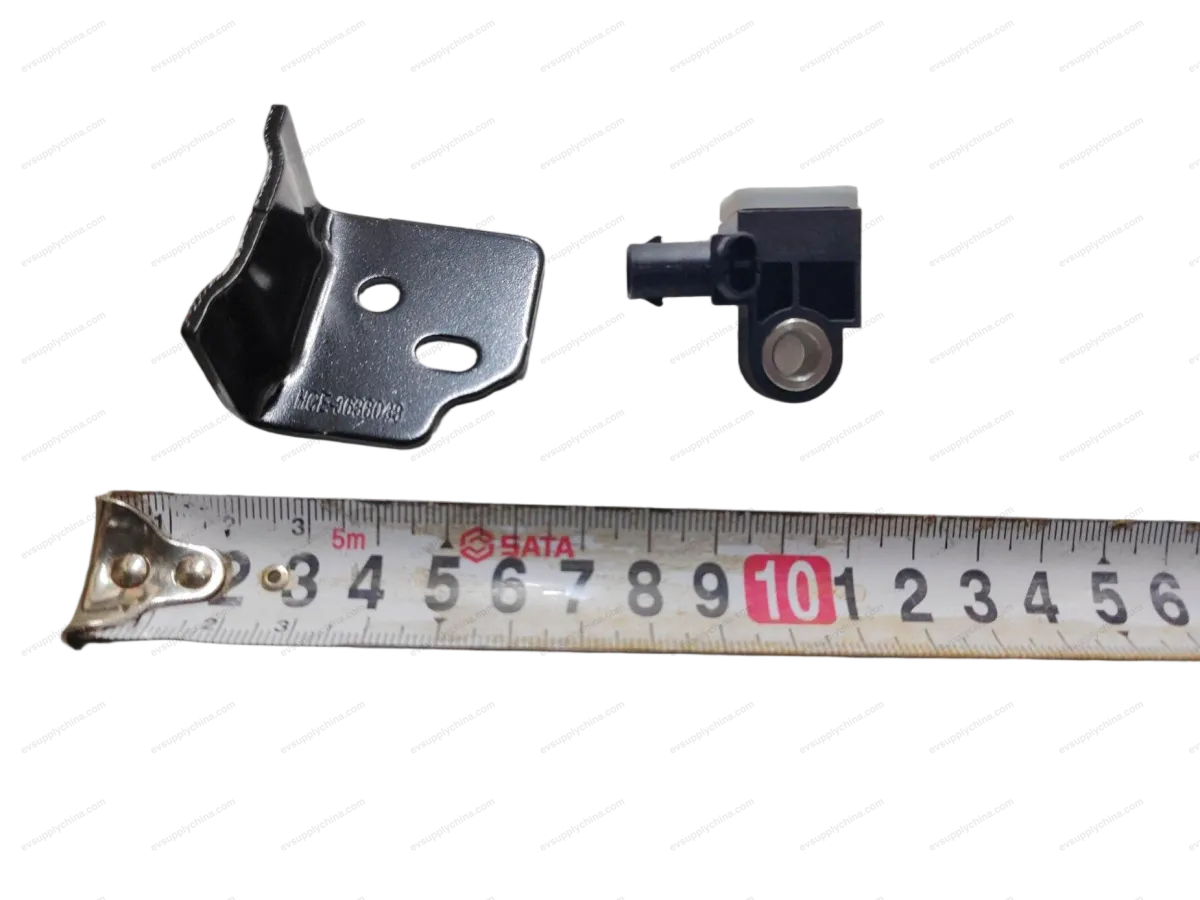 Suspension Electronic Control Unit — BYD Denza D9 — OE 13297506-00, EP043-2945160C-D7